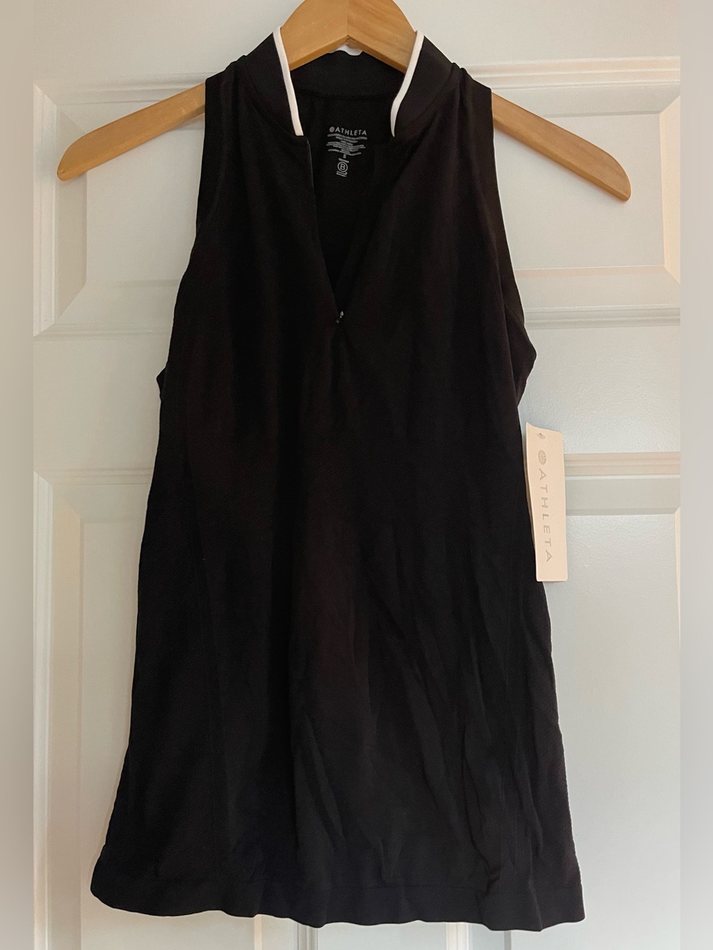 NWT Athleta Momentum Polo Tank - size small